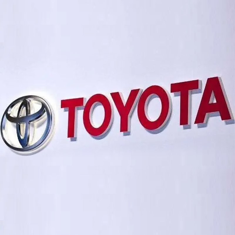 53 kilowatthodin elektřiny na kilogram vodíku! Toyota využívá technologii Mirai k vývoji zařízení PEM buněk